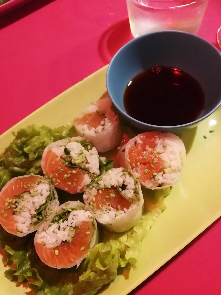 Rouleau Façon Sushi Au Saumon Cru D'écosse